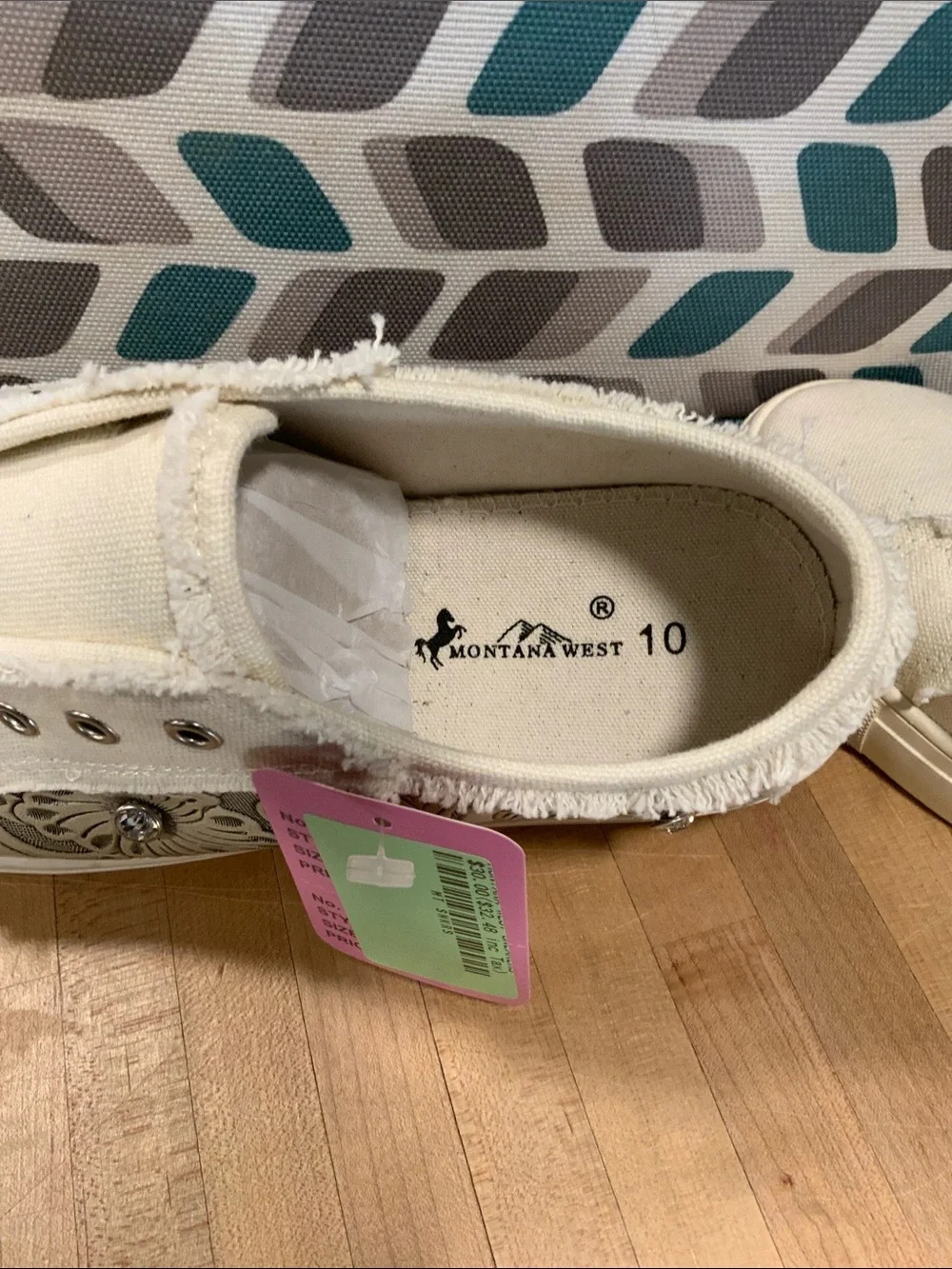 Montana West Cream Slip-On Sneakers with Floral Side Detail